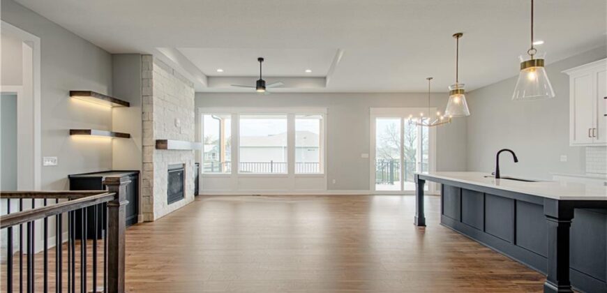 4855 NW Martin Street, Riverside, MO 64150