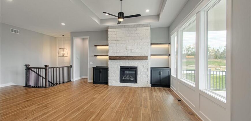 4855 NW Martin Street, Riverside, MO 64150