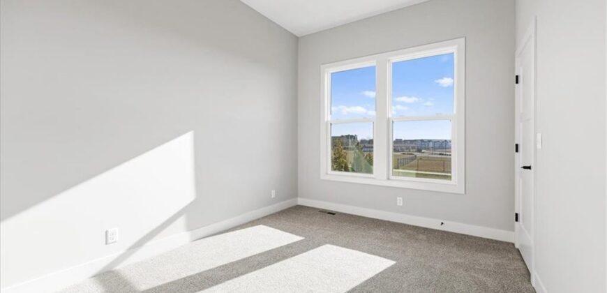 4705 NW Sienna Ridge, Riverside, MO 64150