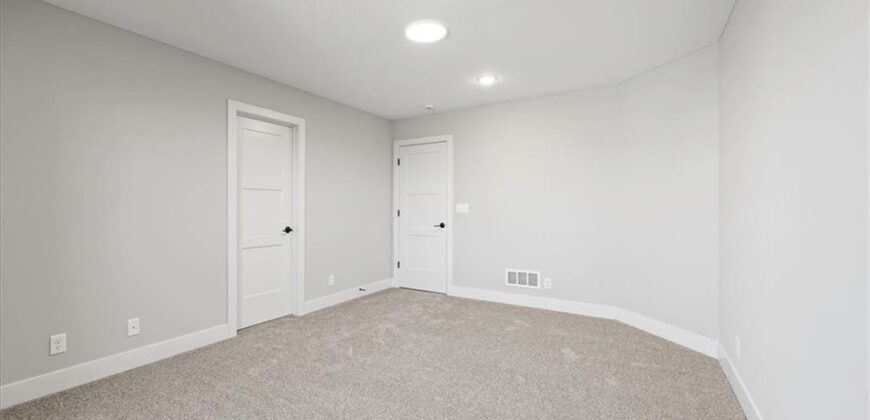 4705 NW Sienna Ridge, Riverside, MO 64150