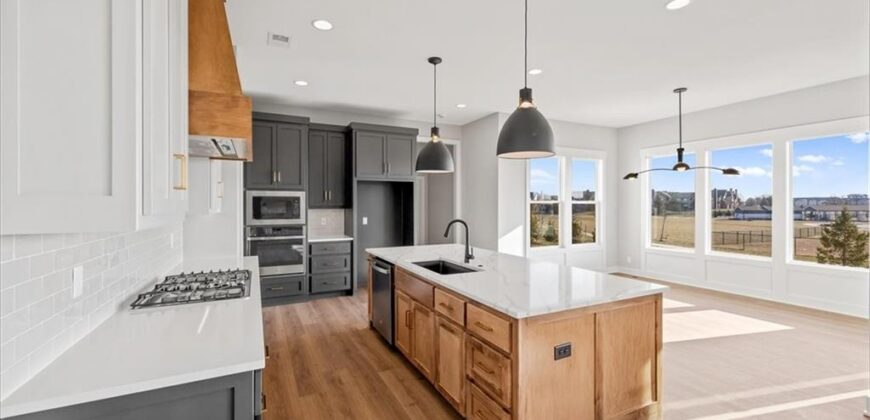 4705 NW Sienna Ridge, Riverside, MO 64150