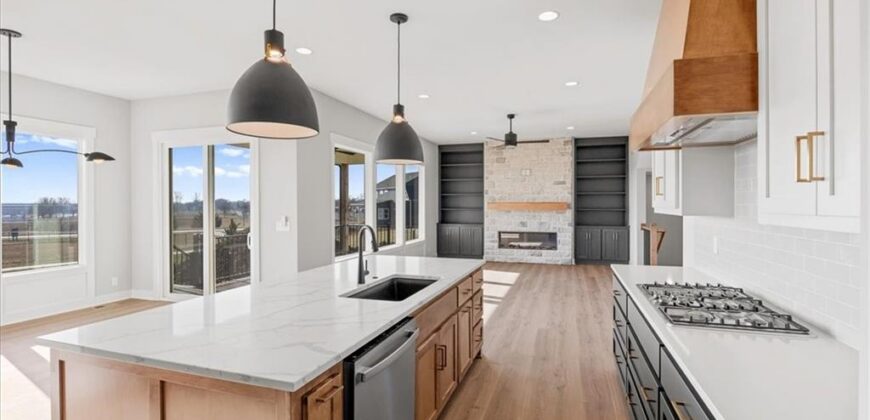 4705 NW Sienna Ridge, Riverside, MO 64150