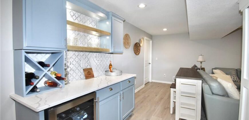 1928 Carter Court, Liberty, MO 64068