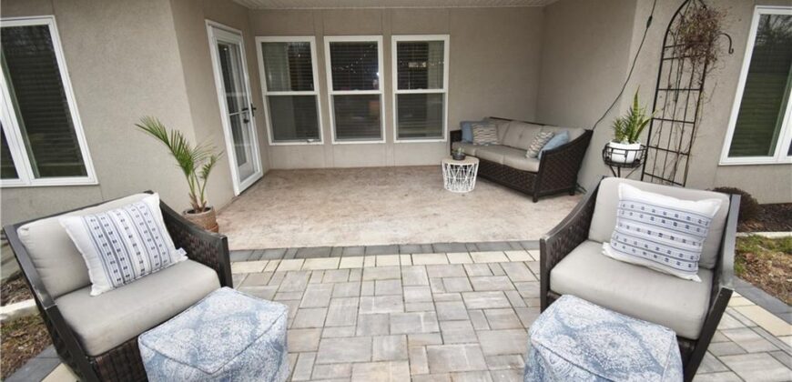 1928 Carter Court, Liberty, MO 64068