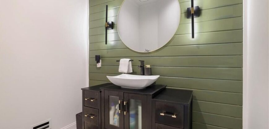 5929 N Mattox Road, Kansas City, MO 64151