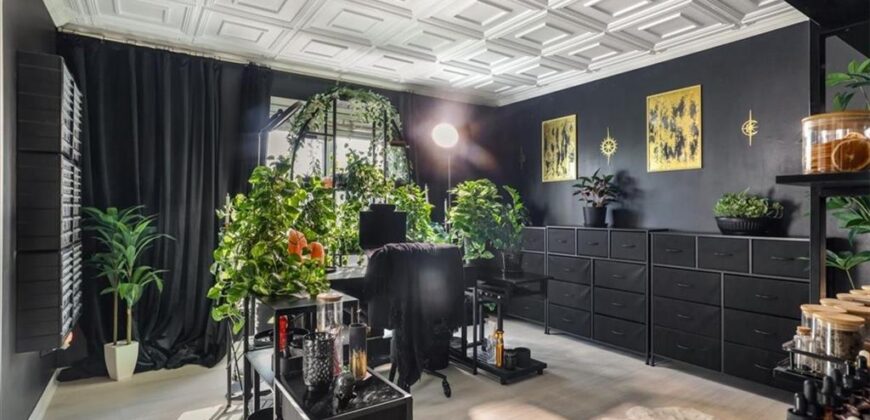 5929 N Mattox Road, Kansas City, MO 64151