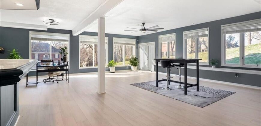 5929 N Mattox Road, Kansas City, MO 64151