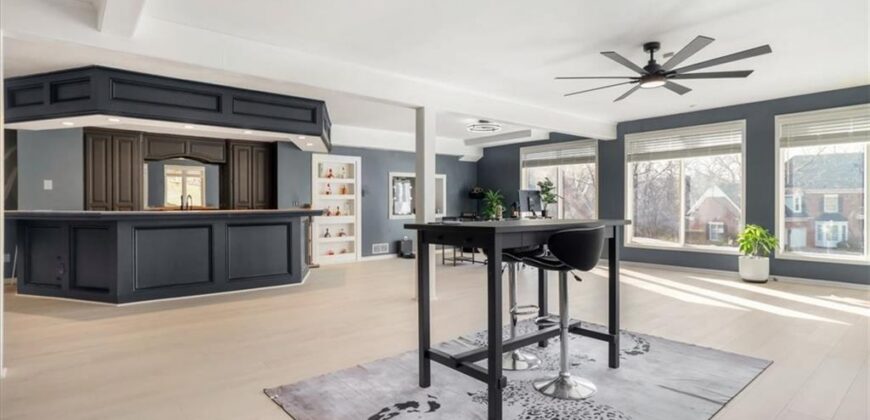 5929 N Mattox Road, Kansas City, MO 64151