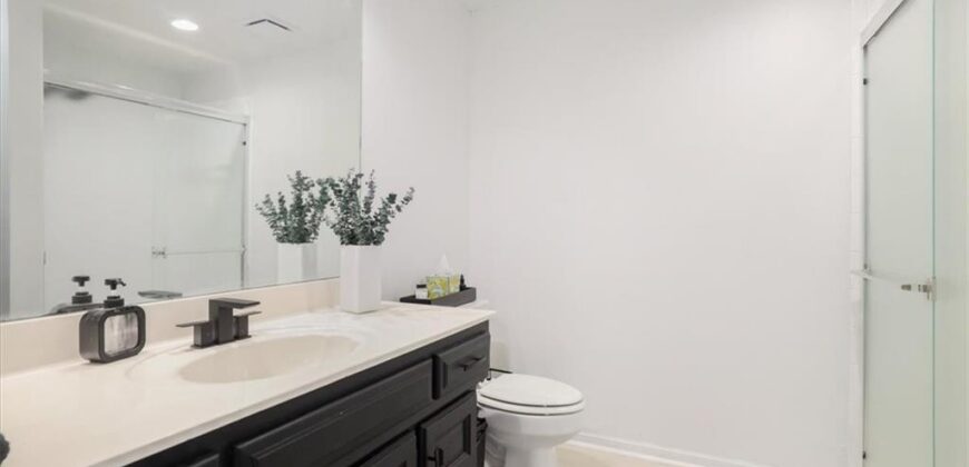 5929 N Mattox Road, Kansas City, MO 64151