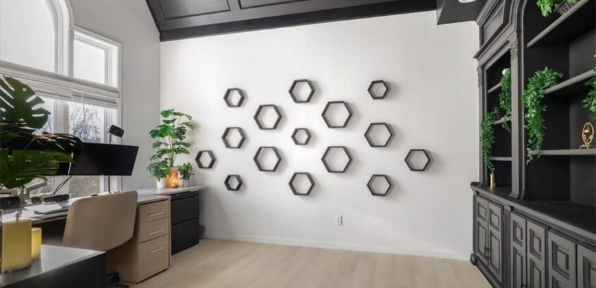 5929 N Mattox Road, Kansas City, MO 64151