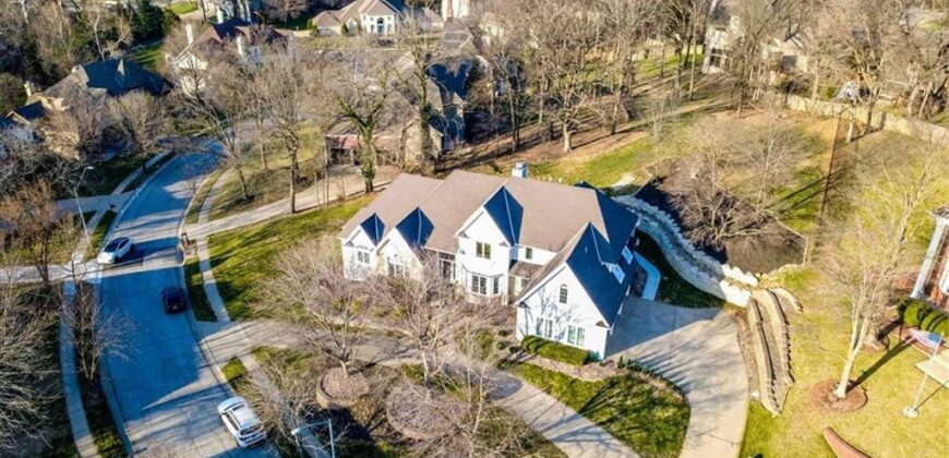 5929 N Mattox Road, Kansas City, MO 64151