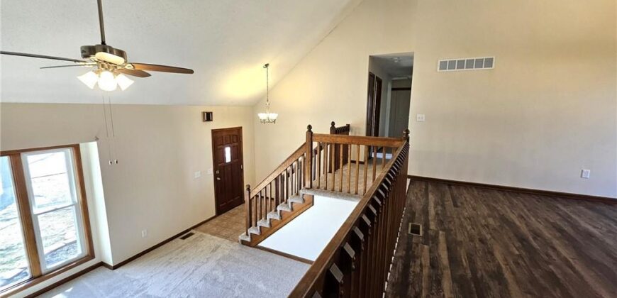 1300 NE 80th Street, Kansas City, MO 64118