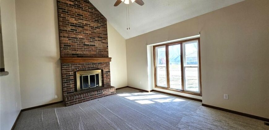 1300 NE 80th Street, Kansas City, MO 64118