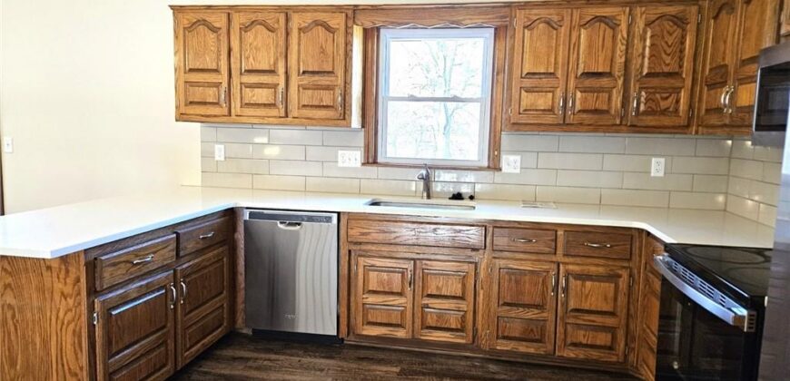 1300 NE 80th Street, Kansas City, MO 64118