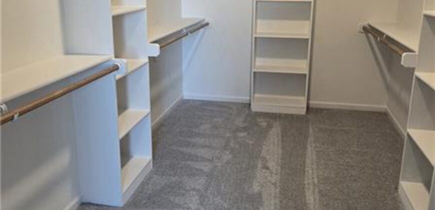 6934 NE 102nd Street, Kansas City, MO 64156