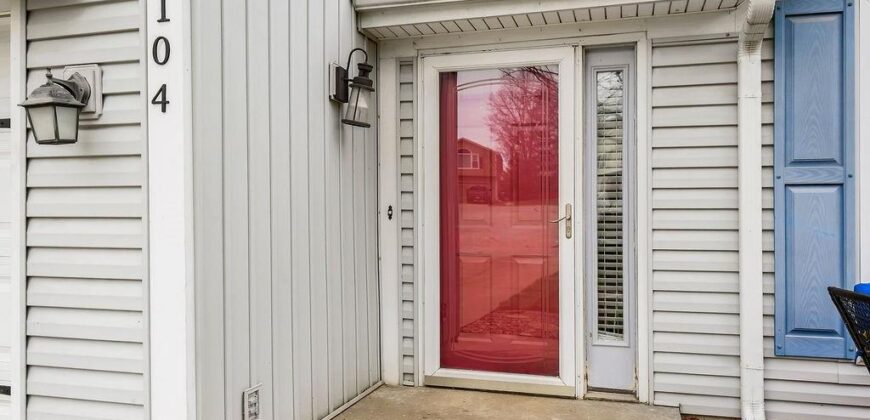 104 Gilliland Circle, Smithville, MO 64089