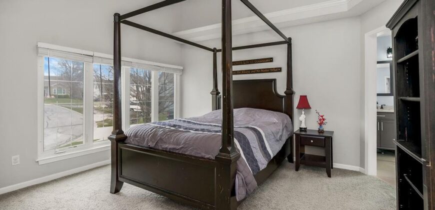 104 Gilliland Circle, Smithville, MO 64089