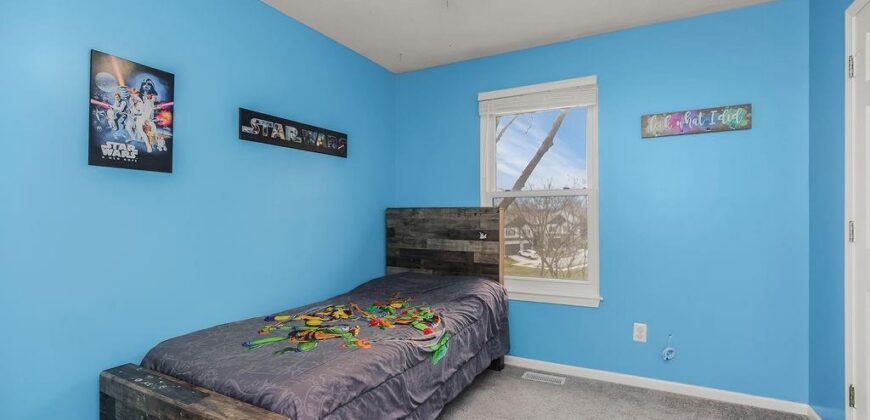 104 Gilliland Circle, Smithville, MO 64089