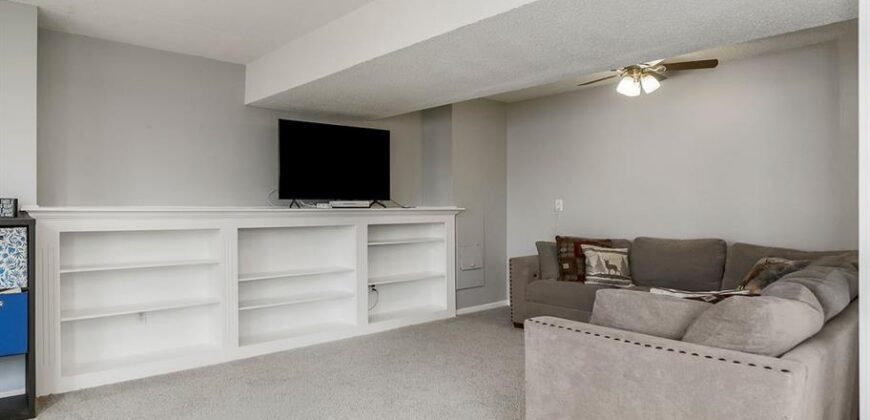 104 Gilliland Circle, Smithville, MO 64089