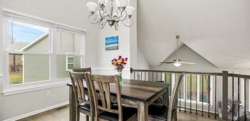 104 Gilliland Circle, Smithville, MO 64089