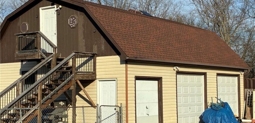 11017 NW Crooked Road, Kansas City, MO 64152