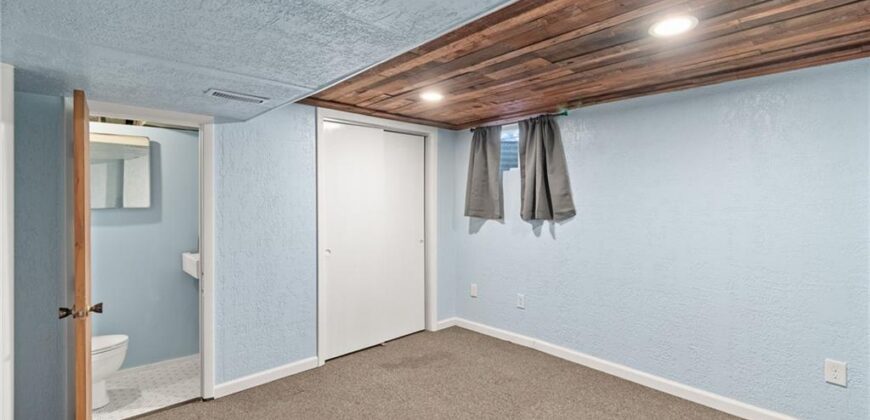 3432 NE 46TH Street, Kansas City, MO 64117