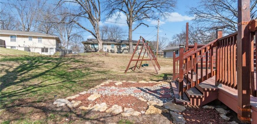 3432 NE 46TH Street, Kansas City, MO 64117