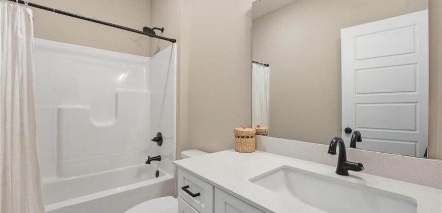 10637 N Jefferson Street, Kansas City, MO 64155