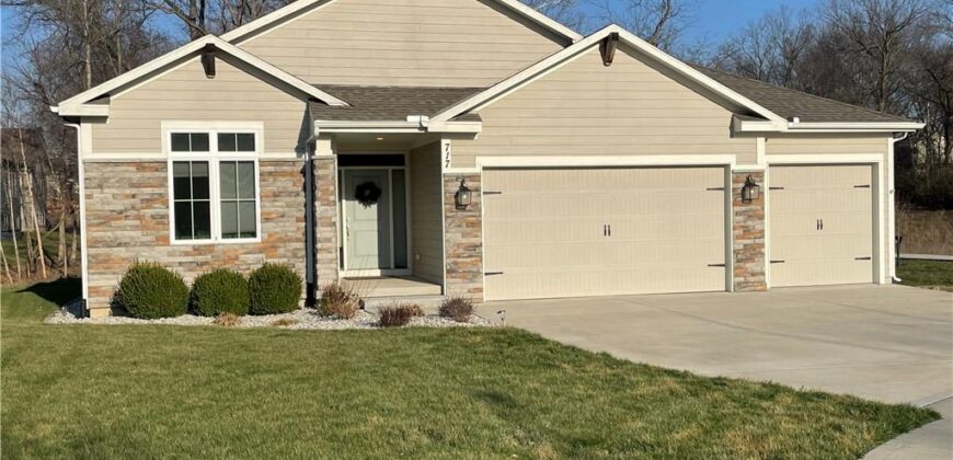 717 Riverwood Drive, Liberty, MO 64068