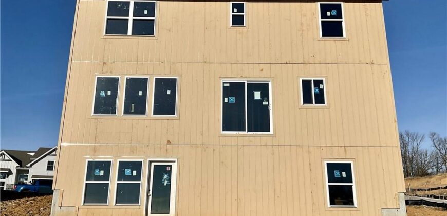 16192 Ryan Circle, Parkville, MO 64152