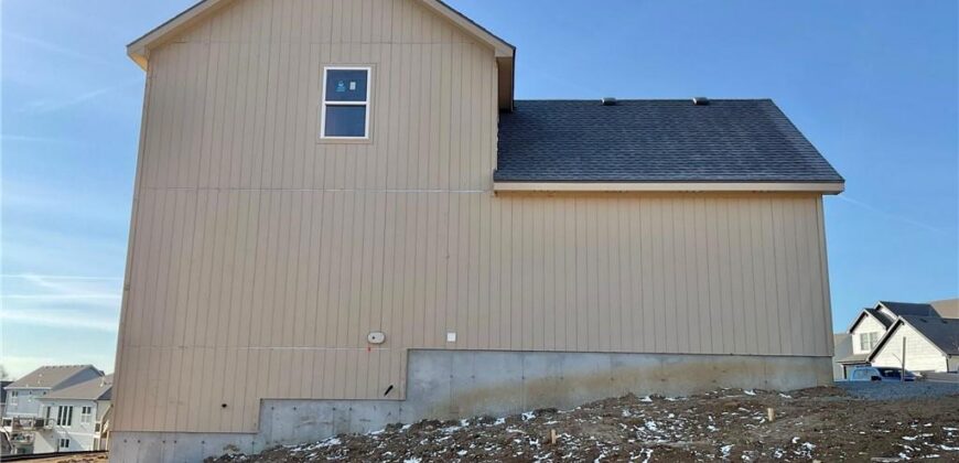 16192 Ryan Circle, Parkville, MO 64152