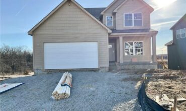 16192 Ryan Circle, Parkville, MO 64152