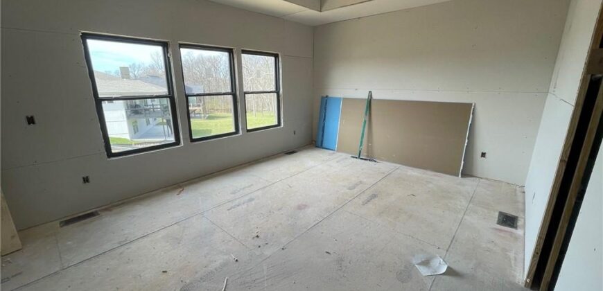 1824 Homestead Drive, Liberty, MO 64068