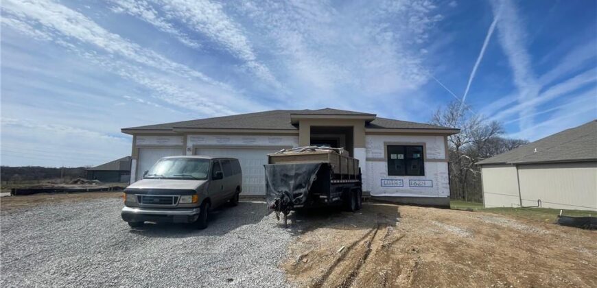 1824 Homestead Drive, Liberty, MO 64068