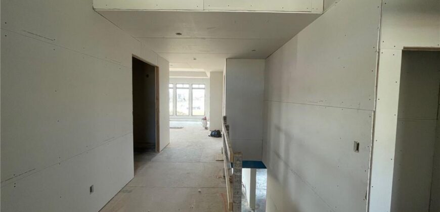 1824 Homestead Drive, Liberty, MO 64068