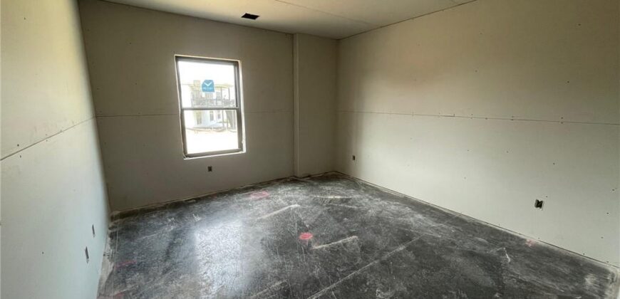 1824 Homestead Drive, Liberty, MO 64068