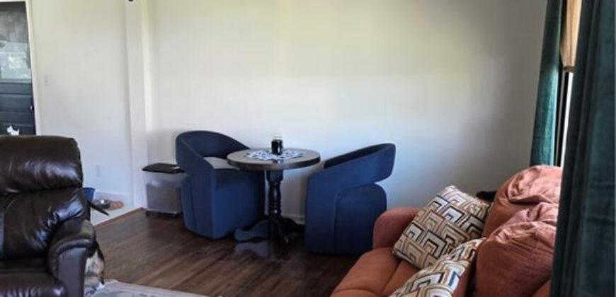 1911 NE 55TH Street, Kansas City, MO 64118