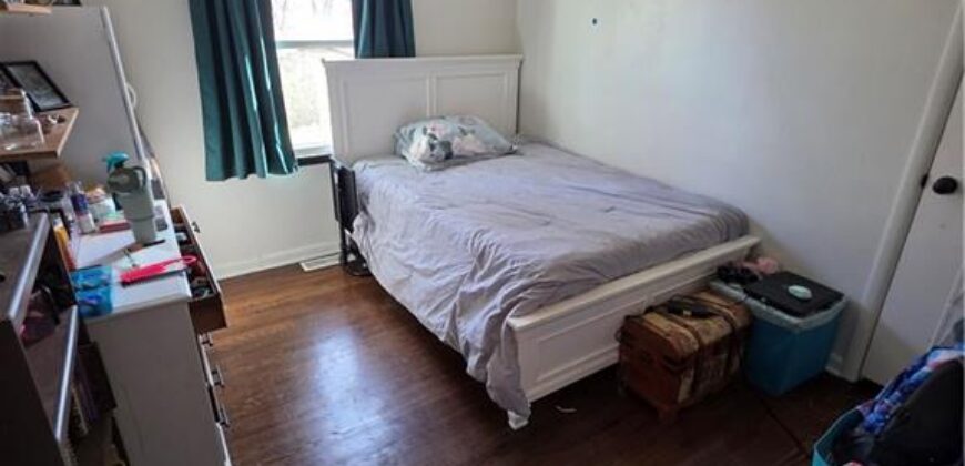 1911 NE 55TH Street, Kansas City, MO 64118