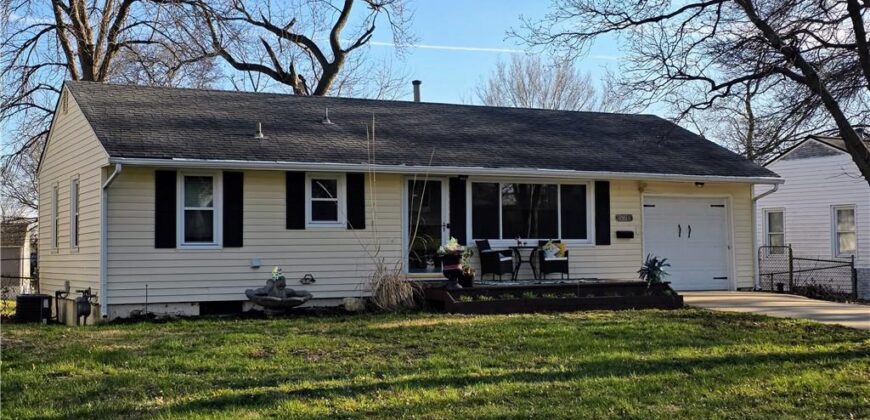 1911 NE 55TH Street, Kansas City, MO 64118