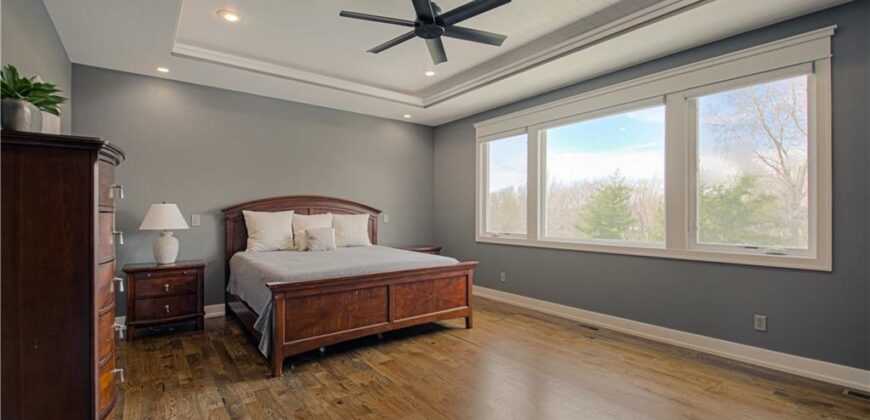 2002 Foxtail Point, Kearney, MO 64060