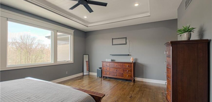 2002 Foxtail Point, Kearney, MO 64060