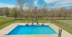 2002 Foxtail Point, Kearney, MO 64060