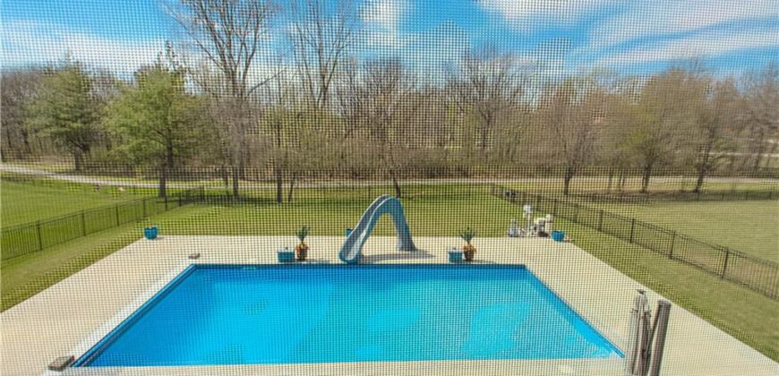 2002 Foxtail Point, Kearney, MO 64060