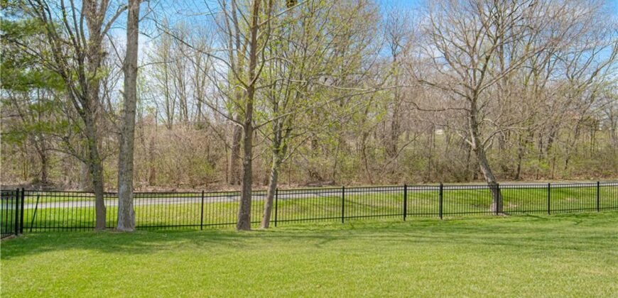 2002 Foxtail Point, Kearney, MO 64060