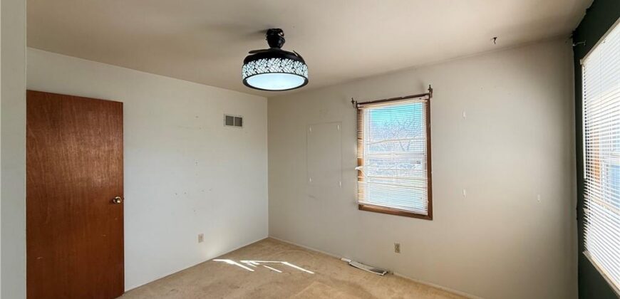 7801 NE San Rafael Drive, Kansas City, MO 64119