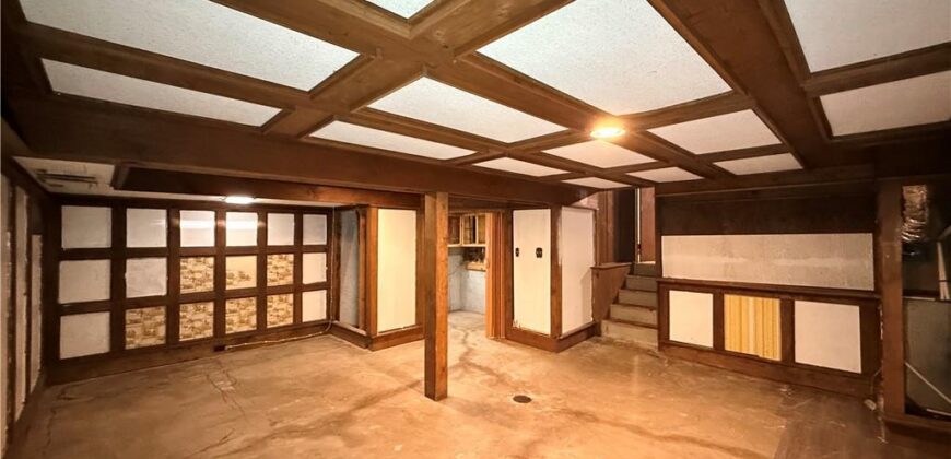 7801 NE San Rafael Drive, Kansas City, MO 64119