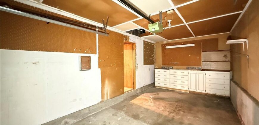 7801 NE San Rafael Drive, Kansas City, MO 64119