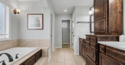 10810 N Virginia Avenue, Kansas City, MO 64155