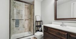 10810 N Virginia Avenue, Kansas City, MO 64155