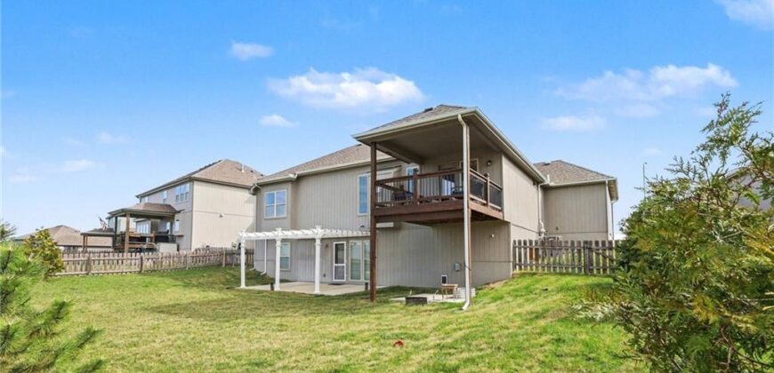 10810 N Virginia Avenue, Kansas City, MO 64155